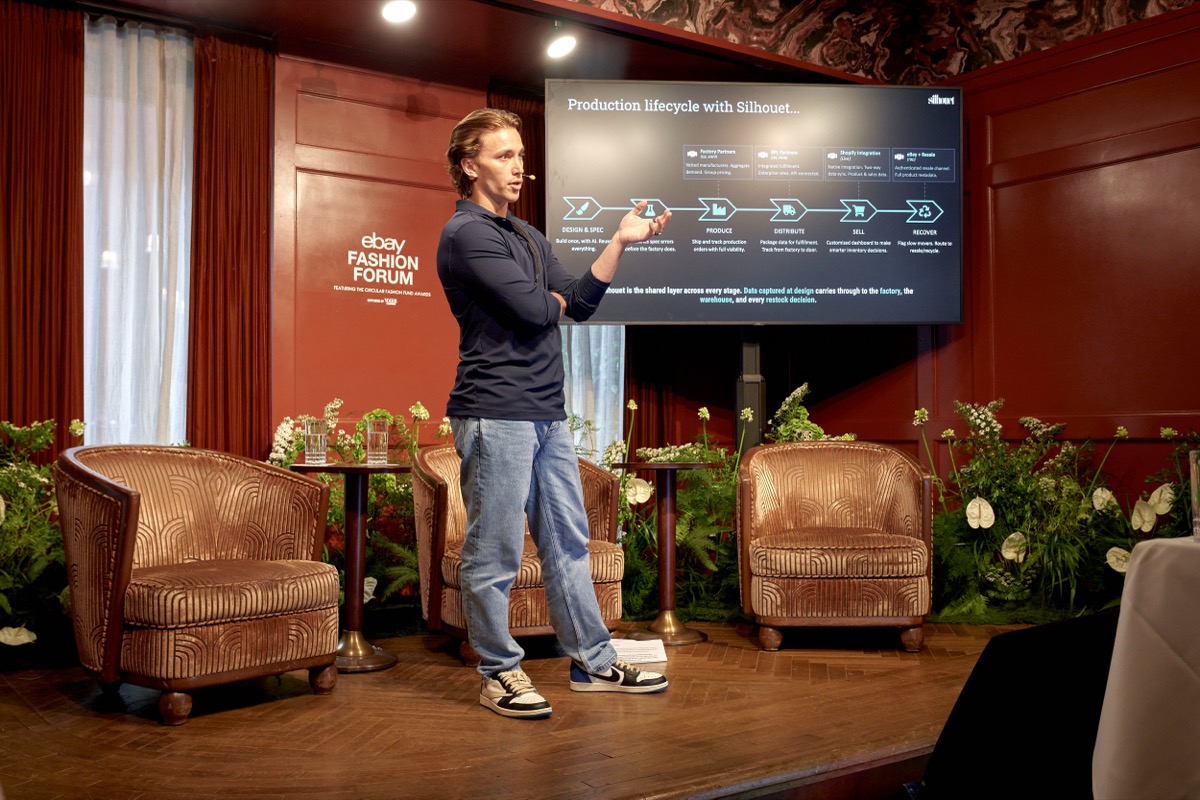 Presenting the Silhouet production lifecycle on stage at the eBay Fashion Forum
